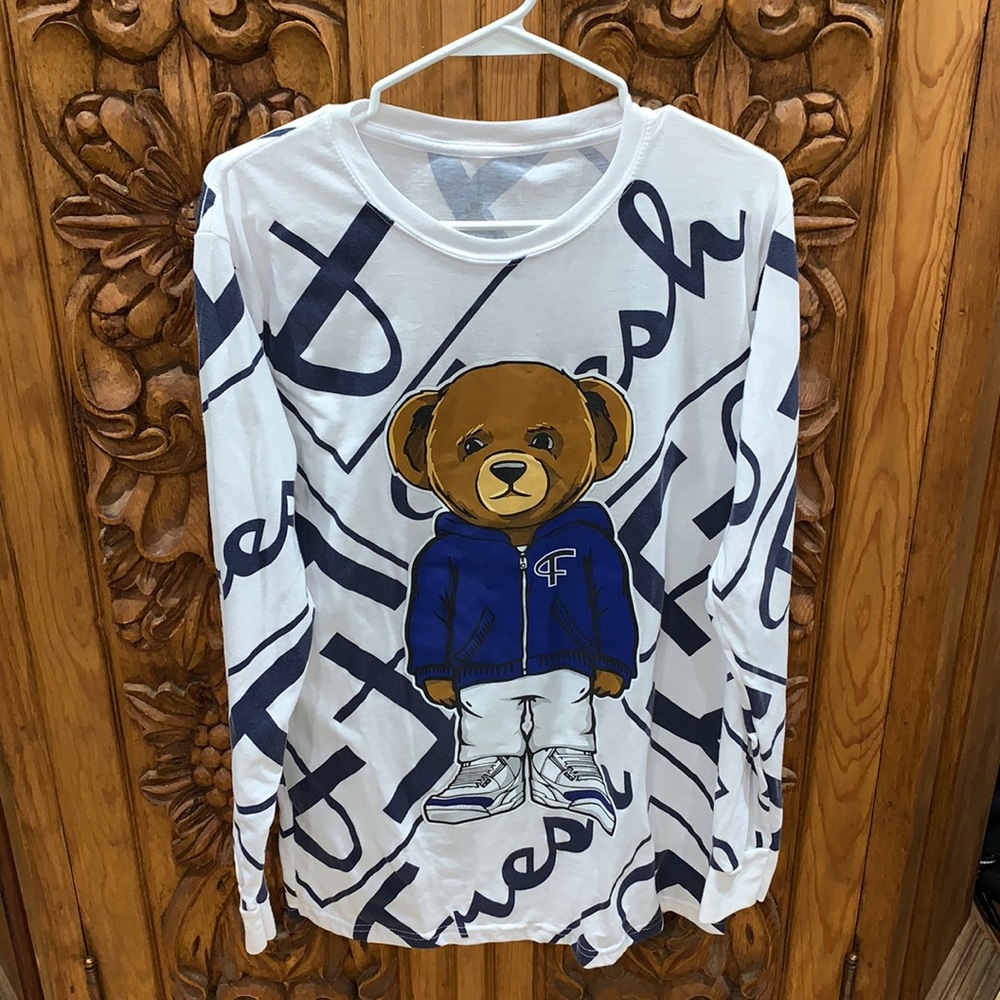 EUC Launder medium fresh teddy long sleeve t shirt